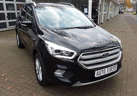 Ford Kuga Titanium*AWD*Panorama*Automatik*AHK*Xenon*