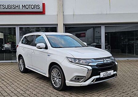 Mitsubishi Outlander 2.4 PLUG-IN HYBRID Plus Edition