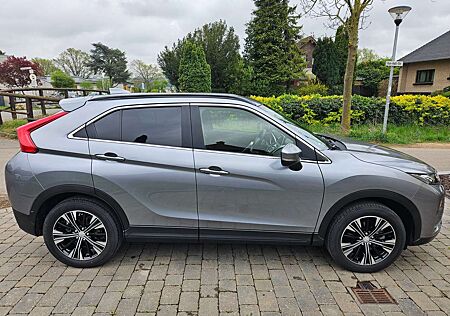 Mitsubishi Eclipse Cross 1.5 T-MIVEC CVT 2WD Spirit