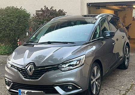 Renault Scenic 7 Sitzen