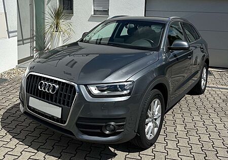 Audi Q3 2.0 TFSI Quattro S-Line AHK *TEILLEDER/NAVI/XENON*