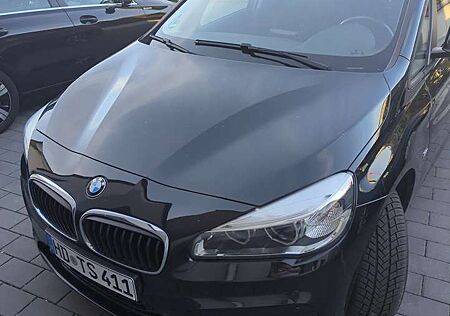 BMW 218 i Sport Line