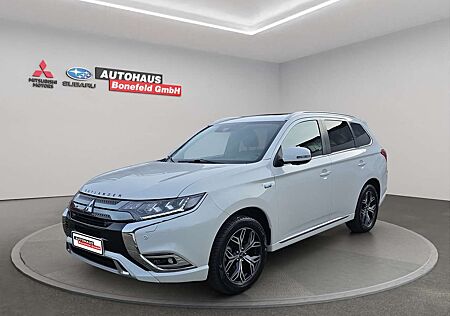 Mitsubishi Outlander PHEV Top 4WD AHK LED ACC NAVI RFK