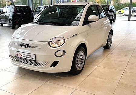 Fiat 500E Action + Radio & Winterpaket, Komfortpaket