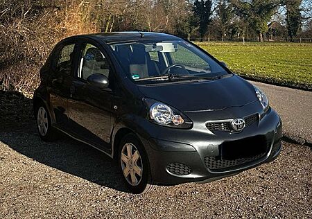 Toyota Aygo (X)