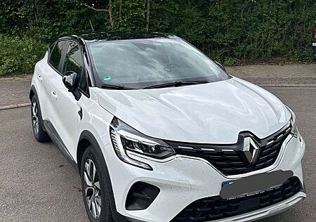 Renault Captur TCe 100 EXPERIENCE