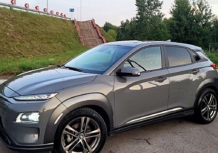 Hyundai Kona EV Premium
