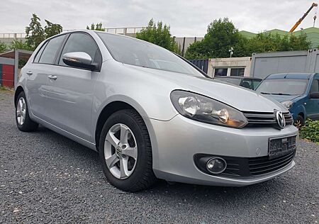 VW Golf Volkswagen Comfortline/ Automatik/ Klima