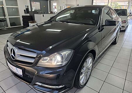 Mercedes-Benz C 250 CGI BlueEfficiency AUT.*LEDER*SHZ*NAVI*PDC