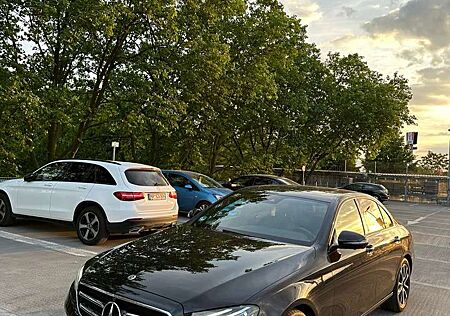 Mercedes-Benz E 220 d 9G-TRONIC Avantgarde