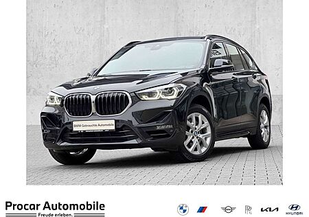 BMW X1 xDrive20i Sport Line LED Navi DA PA PDC RFK