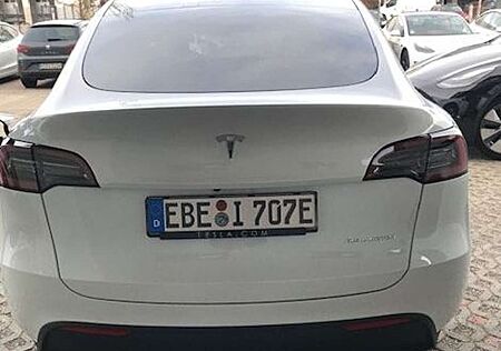Tesla Model Y Long Range Dual Motor AWD