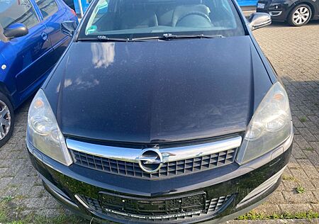 Opel Astra GTC 1.4 Edition