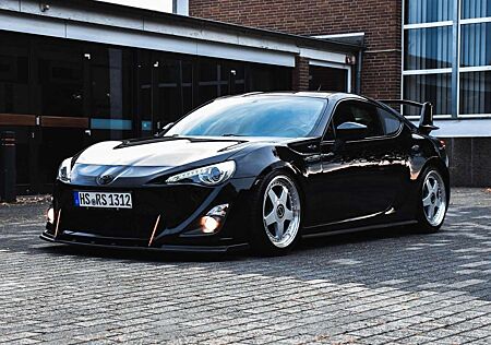 Toyota GT86 - Airlift - Milltek AGA - Aero Spoiler