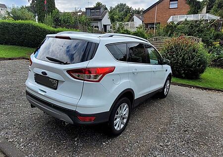 Ford Kuga 2.0 TDCi 4x4 Aut. Titanium