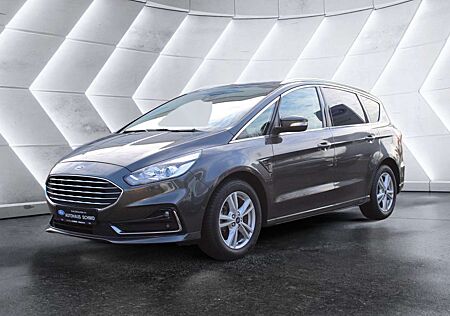 Ford S-Max Titanium - 7 Sitze