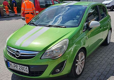 Opel Corsa 1.4 16V Color Edition