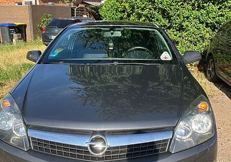 Opel Astra H Gtc