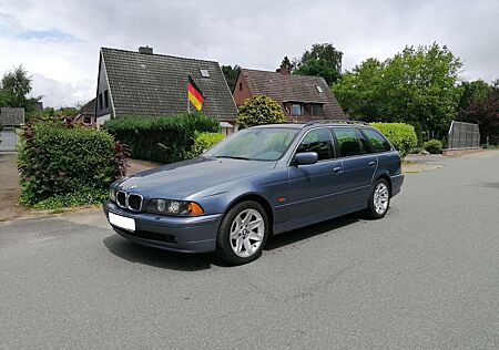 BMW 525 iA 2Hd*Xen*SD*Sitzhz*Lenkradhz*Standhz* SH