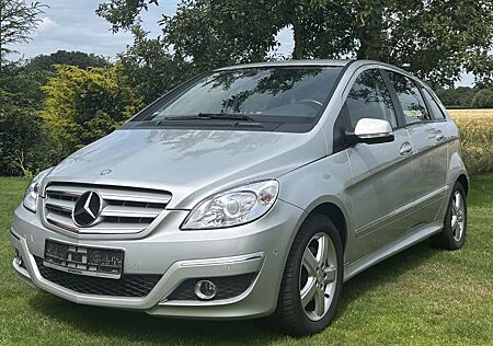 Mercedes-Benz B 200 CDI (245.208)