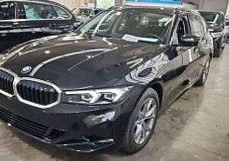 BMW 320 d T xDrive SHADOW*WIDE*LED*GUARD+*CARPLAY