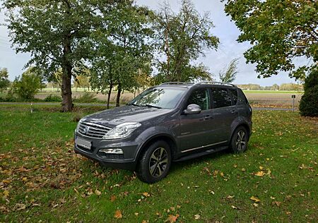 SsangYong Rexton W 2.2 e-XDi 220 4WD Automatik Sapphire