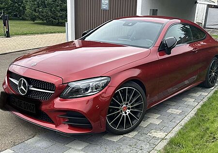 Mercedes-Benz C 220 d Coupe 9G-TRONIC AMG Line