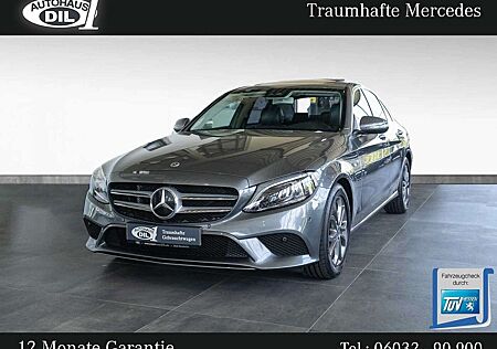 Mercedes-Benz C 220 d Avantgarde *R-KAMERA*AHK*S-DACH*
