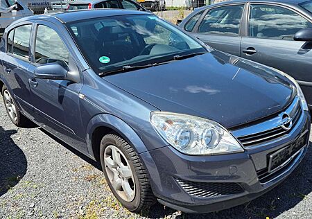 Opel Astra Edition