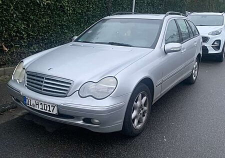 Mercedes-Benz C 180 T Kompressor Automatik Classic