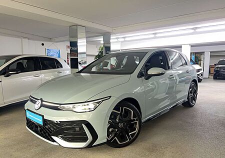VW Golf R Volkswagen -Line 1.5 eTSI DSG 2,99%+HUD+NAVI+ACC+DCC+MATRI...