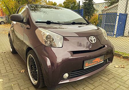 Toyota iQ + Teilleder, Keyless, Klima, 17 Zoll !!!