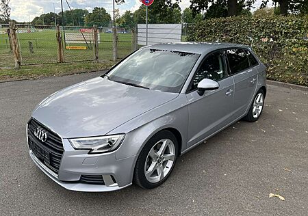 Audi A3 40 TFSI Quattro S Tronic Sport Line VC Navi PDC