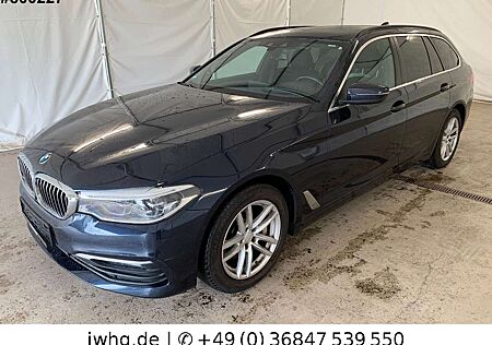 BMW 530 d xDrive LED+ Panorama AHK Head-UP CockpProf