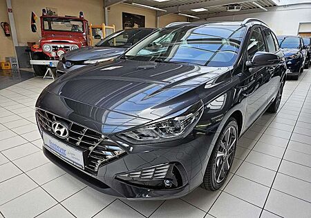 Hyundai i30 Kombi 1.5 T-GDI 48V-Hybrid Trend 17 Zoll Alu Sitzh