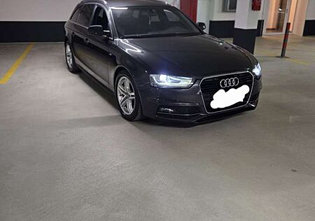 Audi A4 Avant 2.0 TDI DPF clean diesel quattro S -line At