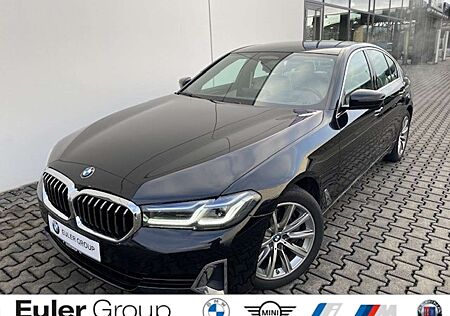 BMW 530 dA xDrive Limousine LuxuryLine HUD HiFi Laser