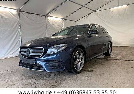 Mercedes-Benz E 300 de AMG Line MultibeamDistr+WidescrKam Pano