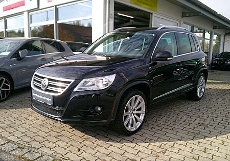 VW Tiguan Volkswagen -R Line Sportpaket - Scheckheftgepflegt -