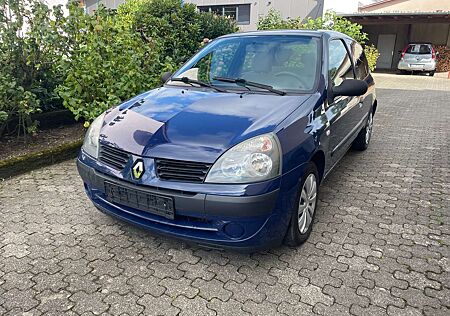Renault Clio 3-Türer 1.2 Emotion