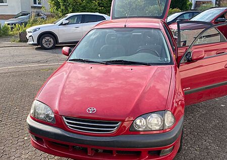 Toyota Avensis 1.8linea terra
