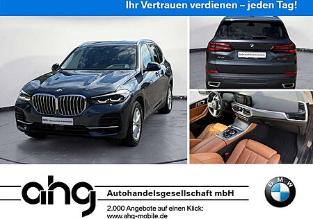 BMW X5 xDrive40i Navi Klima Leder AHK PDC Kamera Pan