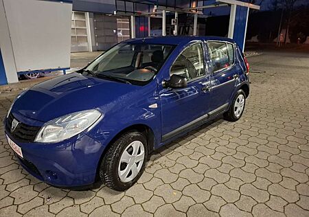 Dacia Sandero Erste Hand. Model 2010. 75PS, 1.4ltr. TÜV neu