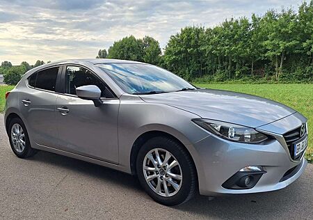 Mazda 3 2.2 SKYACTIV-D 150 Center-Line TÜV neu