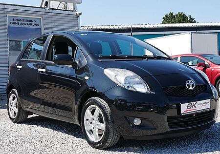 Toyota Yaris Life 1. Hand Scheckheftgepflegt AHK Klimaautomatik
