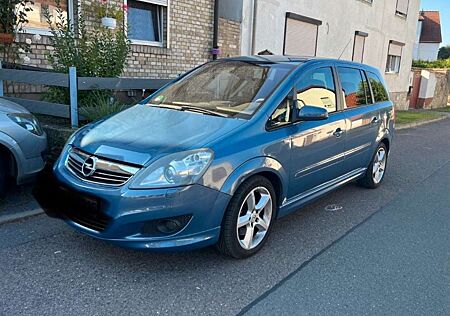 Opel Zafira 2.0 Turbo Sport