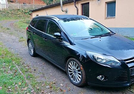 Ford Focus Turnier 1.6 TDCi DPF Start-Stopp-System Titanium