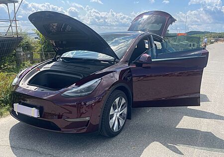 Tesla Model Y Long Range Dual Motor AWD