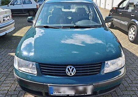 VW Passat Volkswagen +1.6