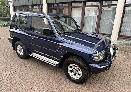 Mitsubishi Pajero 2800 TD GLS Nur 150 TKm-1 Hd-3 Türig-AHK !!
